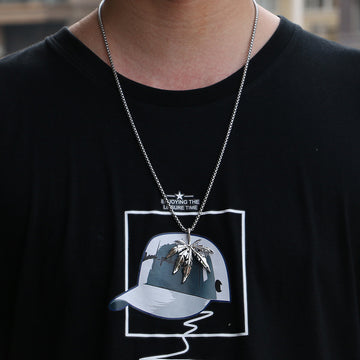 MJ156 - Maple Leaf Pendant Necklace